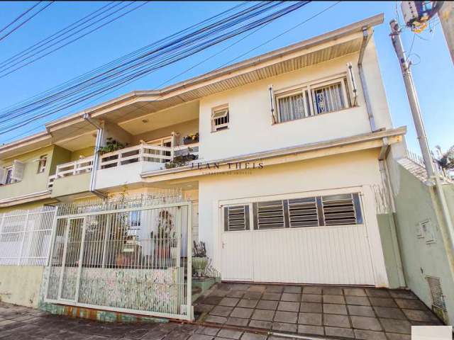 Casa com 3 quartos à venda na Bela Vista, Caxias do Sul  por R$ 497.000