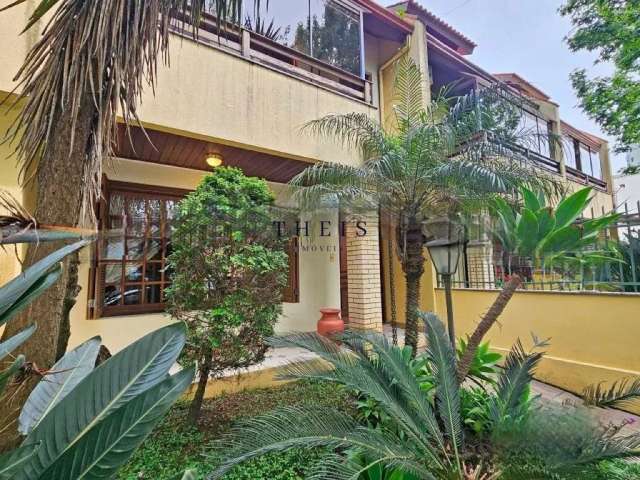 Casa com 3 quartos à venda no Jardim América, Caxias do Sul  por R$ 880.000