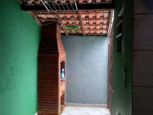 Casa geminada na ponte nova com churrasqueira e quintal por 
r$318.000 - só a vista.