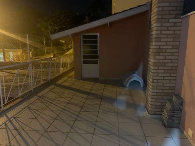 Linda casa no bairro Caxambu