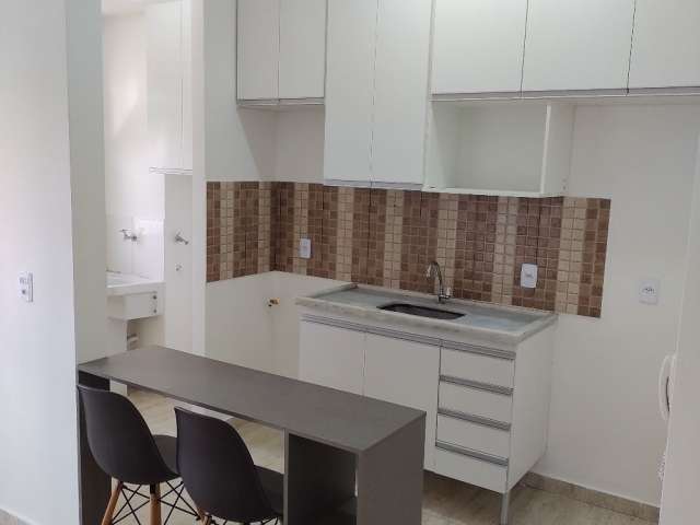 Apartamento com área de lazer completa.