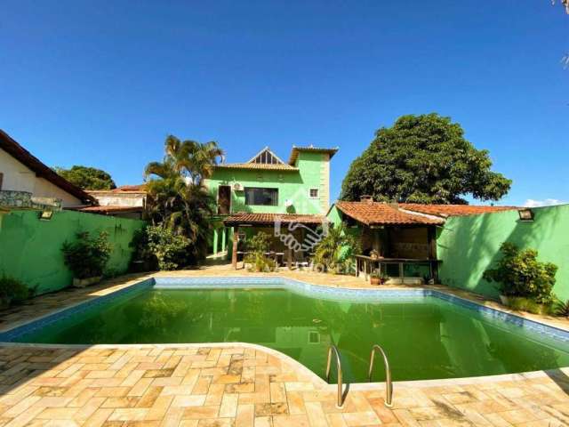 Casa com 4 dormitórios à venda, 440 m² por R$ 720.000,00 - Balneário - São Pedro da Aldeia/RJ