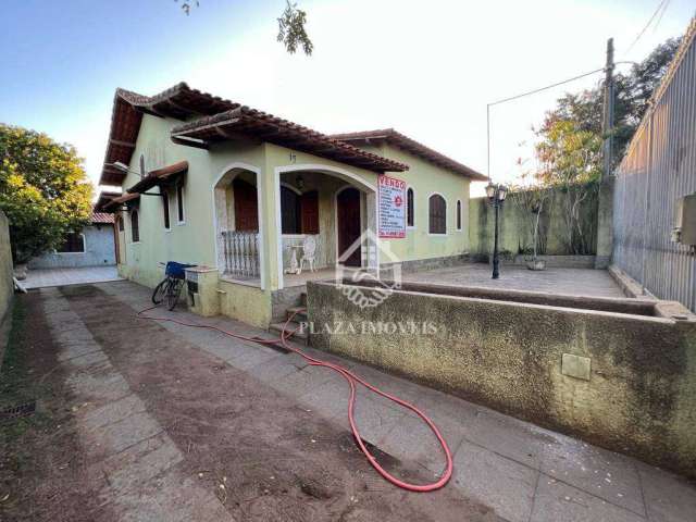 Casa com 4 dormitórios à venda, 215 m² por R$ 900.000,00 - Balneário São Pedro II - São Pedro da Aldeia/RJ