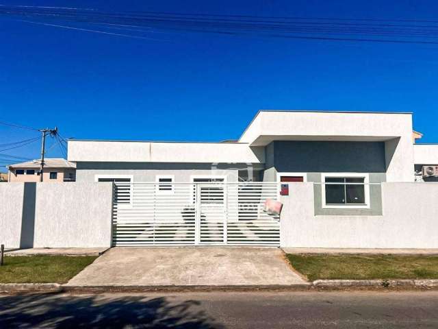 Casa com 3 dormitórios à venda, 104 m² por R$ 650.000,00 - Nova São Pedro - São Pedro da Aldeia/RJ