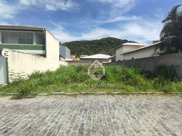 Terreno à venda em condomínio medindo 242 m² por R$ 140.000 - Campo Redondo - São Pedro da Aldeia/RJ