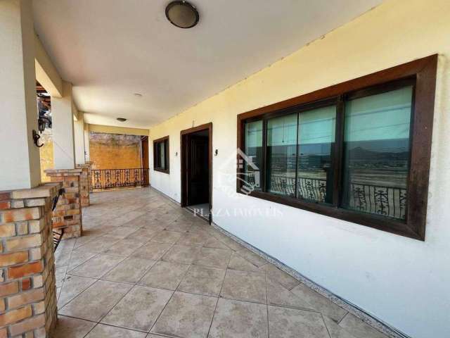 Casa com 5 dormitórios para alugar, 280 m² por R$ 6.000,00/mês - Centro - São Pedro da Aldeia/RJ