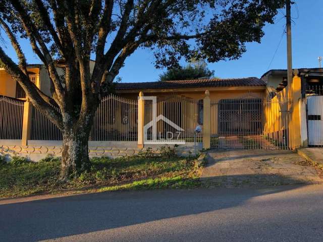 Casa com 3 quartos à venda na Rua Salomão Elias Feder, 201, Uberaba, Curitiba, 132 m2 por R$ 630.000