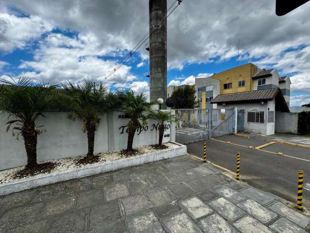 Apartamento com 2 quartos à venda na Travessa Leone Décimo Dal'Negro, 440, Santo Antônio, São José dos Pinhais, 47 m2 por R$ 225.000