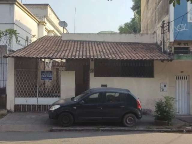 Excelente casa à venda em Neves - São Gonçalo