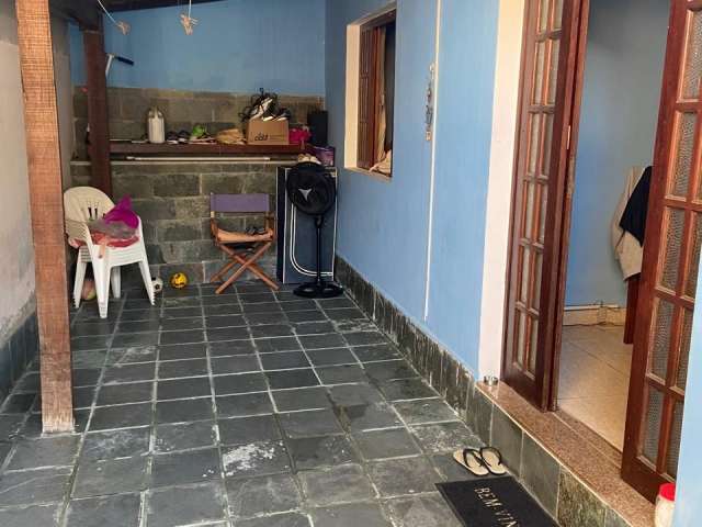 Casa com 2 quartos à venda na Rua Marechal Floriano Peixoto, Covanca, São Gonçalo, 80 m2 por R$ 210.000