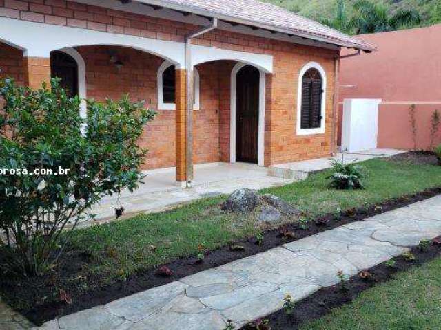 Casa para Venda em São Sebastião, Portal da Olaria, 3 dormitórios, 3 suítes, 4 banheiros, 2 vagas