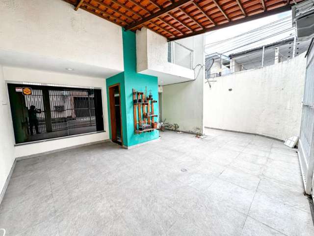 Casa Duplex de 140,41m² com 1 Suíte e 1 Quarto social - 2 Vagas no São Jorge