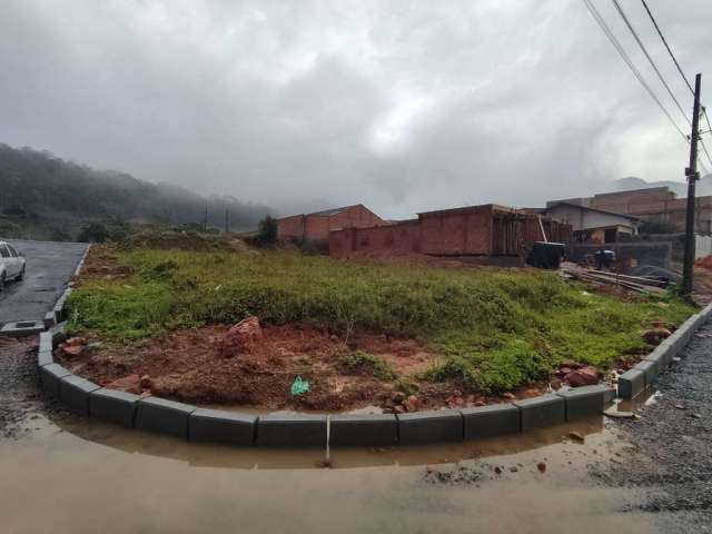 Terreno à venda no Santo Antônio, Jaraguá do Sul  por R$ 250.000