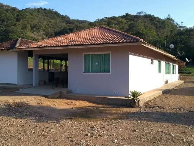 Chácara / sítio com 2 quartos à venda em Garibaldi, Jaraguá do Sul , 154 m2 por R$ 1.800.000