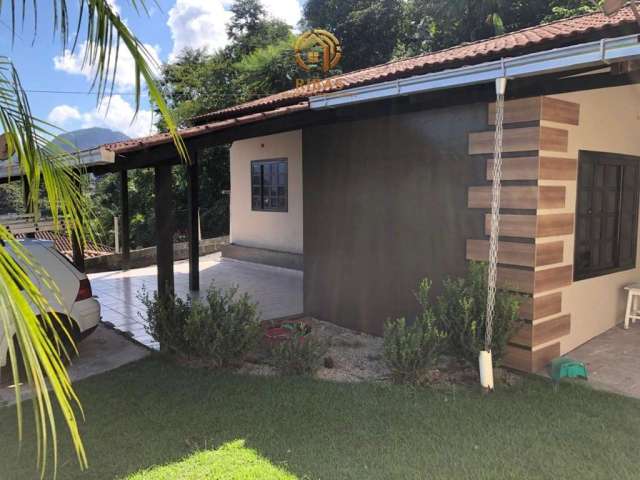 Casa com 2 quartos à venda na Vila Nova, Jaraguá do Sul  por R$ 700.000