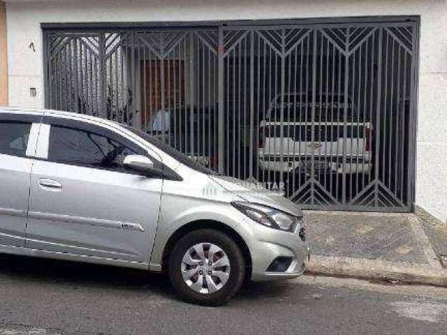 Vendo excelente sobrado na Vila Campo Grande, com 2 dormitórios com armários e varanda, sala, cozinha móveis planejados, repleto de armários