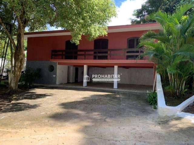 Vendo casa completa, com tudo do que tem uma chácara e com mais 2 casas anexas, no Jardim Shangrilá  com 3 dormitórios sendo 1 suíte varanda.