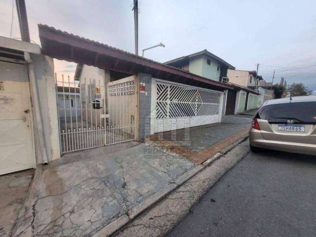 Casa com 2 dormitórios e edícula à venda na Cidade Dutra