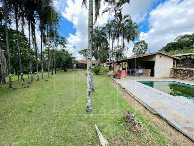 Fazenda para Venda em Hidrolândia, Zona Rural, 3 dormitórios, 1 banheiro