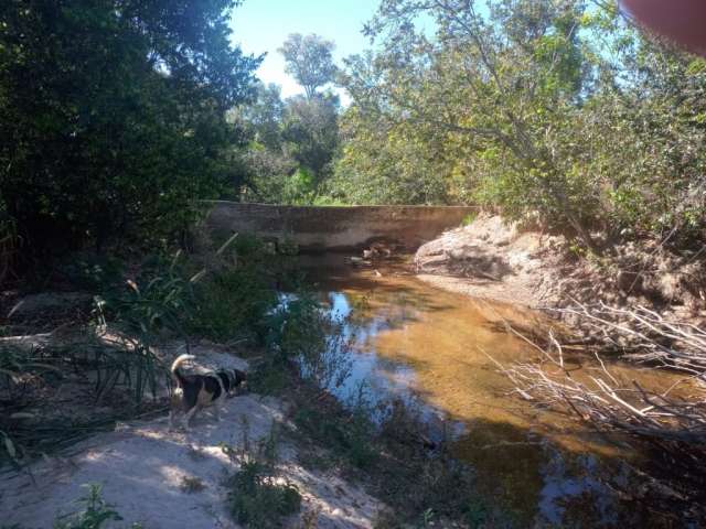 Sitio 1 alqueiro e meio com muita agua