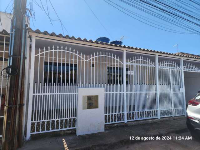 02 casas no lote qnp 26 aceita financiamento