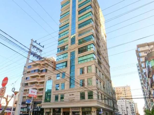 Apartamento para alugar na Av. Nereu Ramos esquina com Rua 286, 4874, Meia Praia, Itapema por R$ 1.000 Por Dia