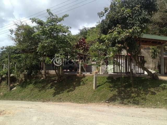 Sitio para a venda em Itapema com 18.000 m²