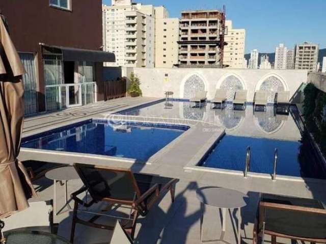 Apartamento Mobiliado com 3 Suítes, 3 Vagas e Lazer Completo em Meia Praia