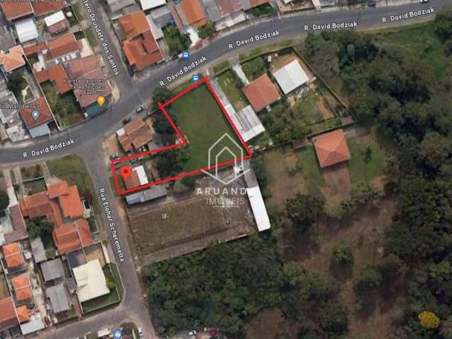 Terreno 1.200m² no Cachoeira em Curitiba