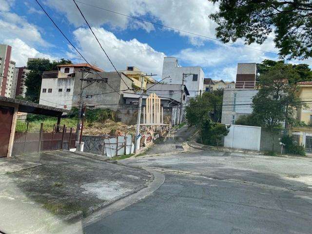 Terreno à venda na Vila Sônia, São Paulo  por R$ 1.220.000