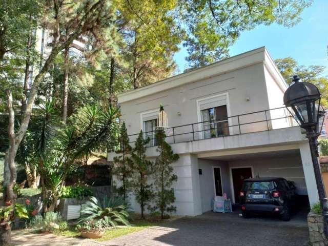 Casa em condomínio fechado com 4 quartos à venda na Vila Andrade, São Paulo  por R$ 2.200.000