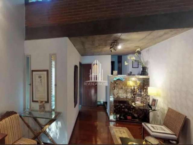 Casa com 3 quartos à venda na Vila Madalena, São Paulo  por R$ 3.200.000