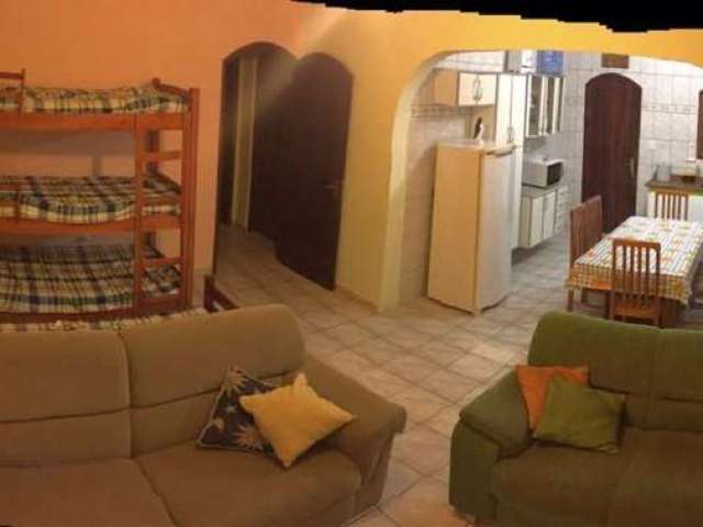 Casa com 2 quartos à venda no Porto Novo, Caraguatatuba  por R$ 370.000