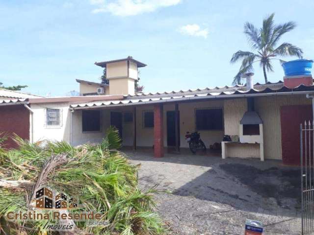 Casa à venda no Sumaré, Caraguatatuba  por R$ 700.000