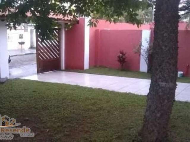 Casa com 4 quartos à venda no Martim de Sá, Caraguatatuba  por R$ 795.000