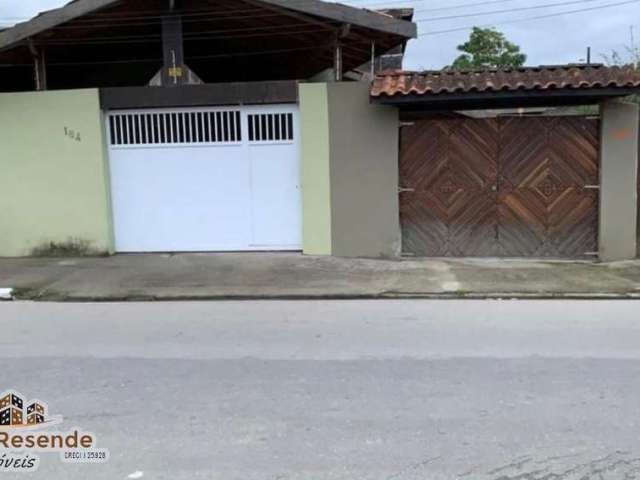 Casa com 1 quarto à venda na Avenida Geraldo Lopes, Travessão, Caraguatatuba, 300 m2 por R$ 330.000