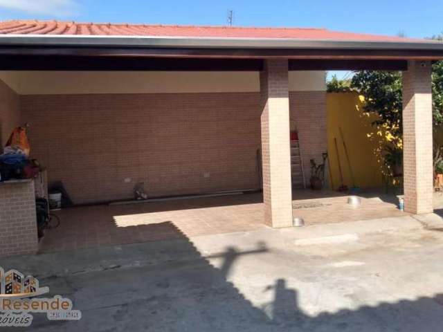 Casa com 4 quartos à venda no Pontal de Santa Marina, Caraguatatuba  por R$ 700.000