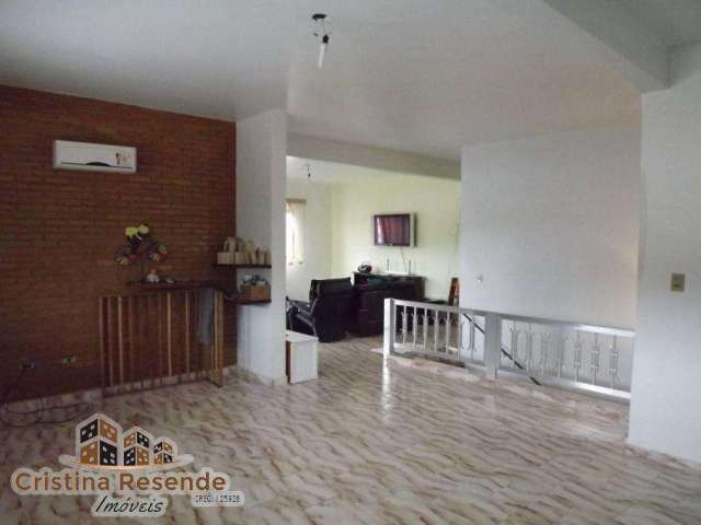 Casa com 3 quartos à venda no Centro, Ubatuba , 313 m2 por R$ 1.450.000