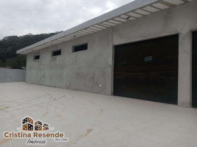 Sala comercial à venda em Maranduba, Ubatuba , 214 m2 por R$ 1.500.000