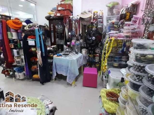 Sala comercial com 1 sala à venda no Centro, Ubatuba  por R$ 65.000