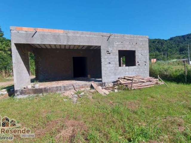 Casa com 3 quartos à venda no Pegorelli, Caraguatatuba , 132 m2 por R$ 280.000