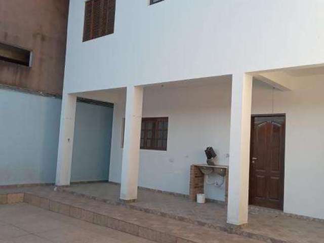 Casa com 3 quartos à venda na Estufa II, Ubatuba , 225 m2 por R$ 700.000