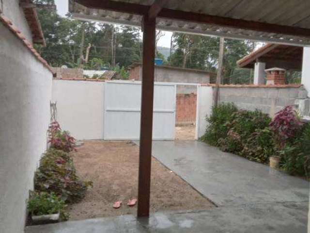 Casa com 1 quarto à venda em Arariba, Ubatuba , 138 m2 por R$ 180.000