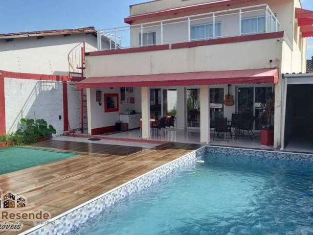 Casa com 3 quartos à venda no Jardim Britânia, Caraguatatuba , 360 m2 por R$ 850.000