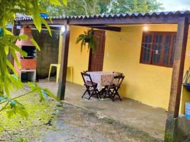 Casa com 2 quartos à venda no Centro, Ubatuba  por R$ 290.000