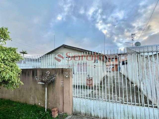 Vende-se terreno no Cajuru com 3 casas- Aceita permuta como parte do pagamento