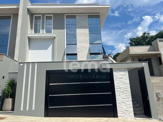 Casa com 3 quartos à venda na Vila Nova, Blumenau , 300 m2 por R$ 2.800.000