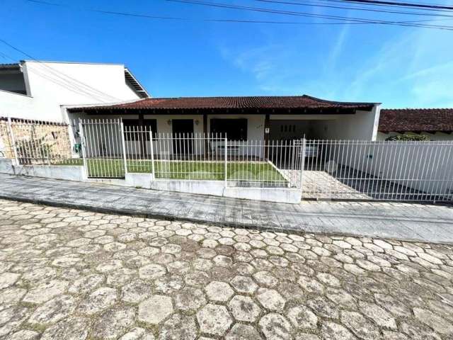 Casa com 4 quartos à venda no Velha, Blumenau , 400 m2 por R$ 1.200.000