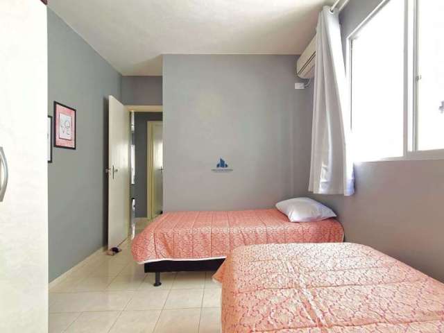 Apartamento quadra mar  mobiliado   01 Dormitorio + 01 Suite No Centro de BC