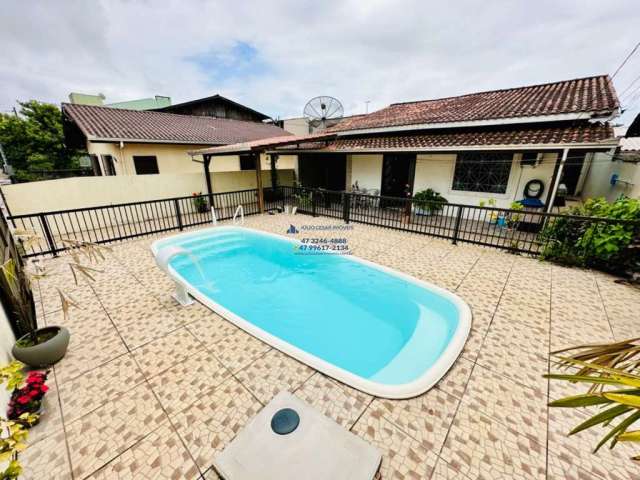 Oportunidade  Casa com Piscina  Bairro Sao Vicente Itajai.